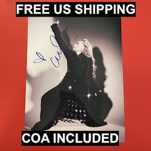 ADELE - Auténtica foto autógrafa firmada a mano con certificado de autenticidad