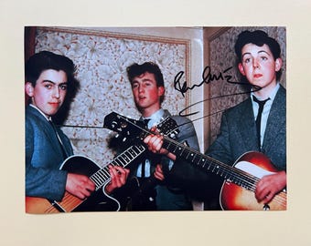 PAUL MCCARTERNEY / The BEATLES - Authentisches Handsigniertes Fotoautogramm mit Echtheitszertifikat