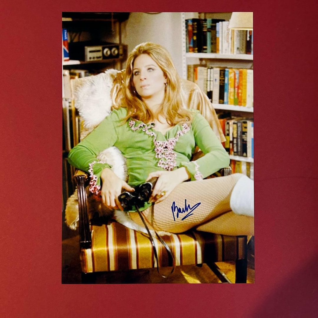 BARBRA STREISAND signed autographed photo COA Hologram main image 1
