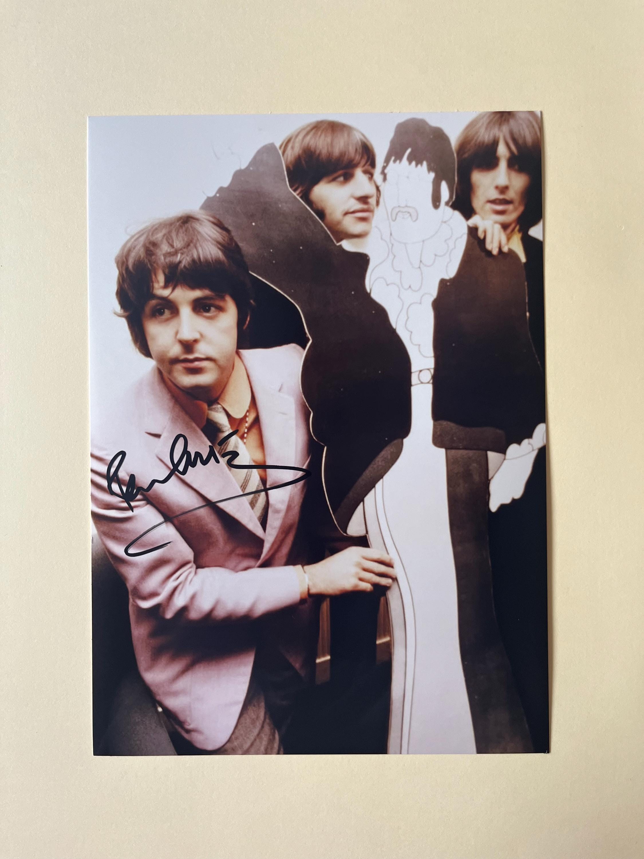 PAUL MCCARTNEY / The BEATLES - Authentic Hand-Signed Photo Autograph With CoA