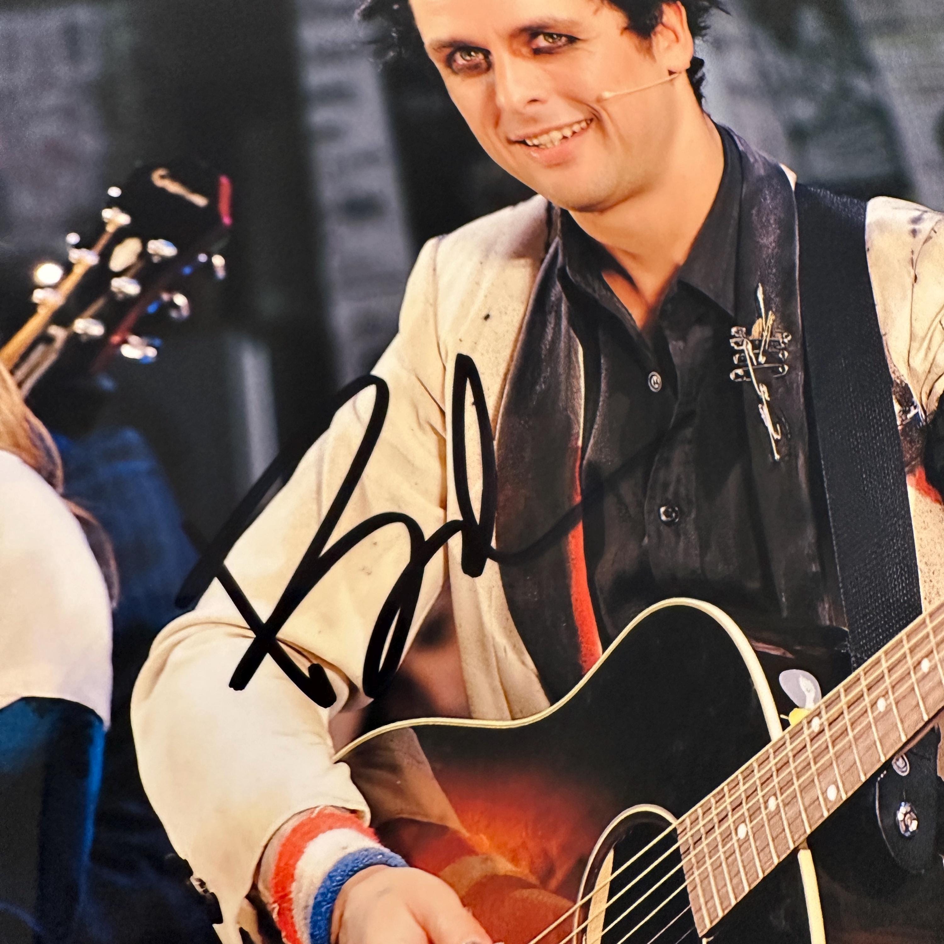 ビリー・ジョー・アームストロング直筆サイン入り2Lサイズ写真… ビリー