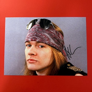 AXL ROSE / Guns&#39;N&#39;Roses - Authentic Hand-Signed Photo Autograph With CoA