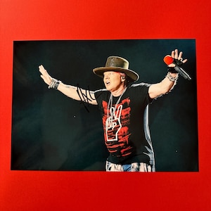 AXL ROSE / Guns&#39;N&#39;Roses - Authentic Hand-Signed Photo Autograph With CoA