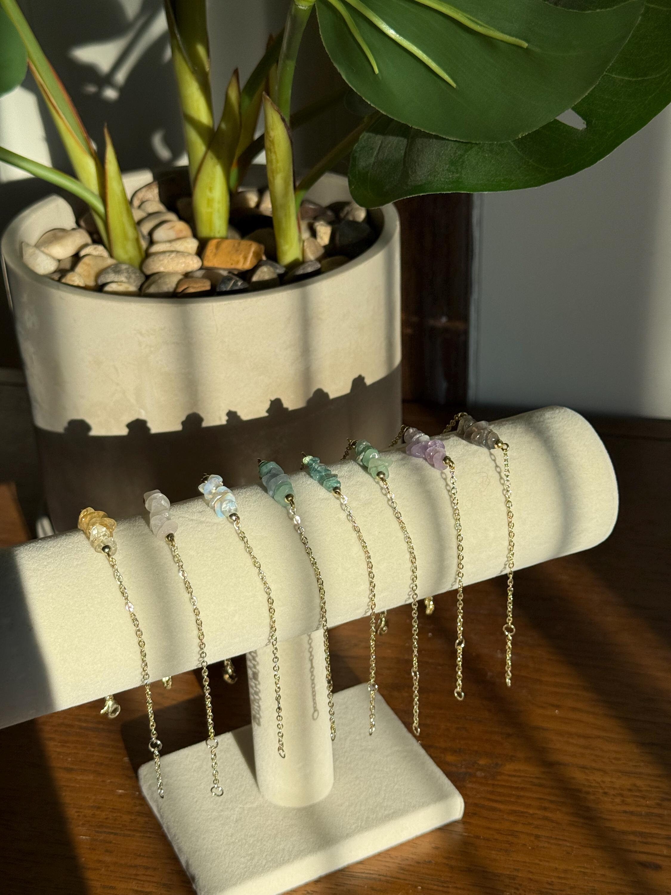 Custom Crystal Chip Bracelet – Natural Gemstones on 18k Gold Chain