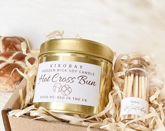 Easter candle Hot cross bun tin candle | Easter gift | wood wick soy candle | Hand poured in Britain
