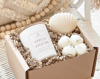 Vanilla soy candle gift set, Natural soy wax seashell candles & wax melts, Wooden wick candle birthday gift Handmade in the UK