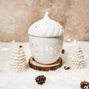 Cosy acorn tea light holder Autumn tea light candle holder Christmas home decor image 6