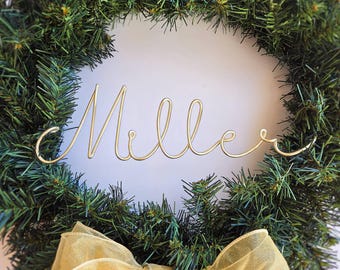 Custom Wire Name for Wreaths – Personalized Wreath Name Sign – Holiday Door Décor