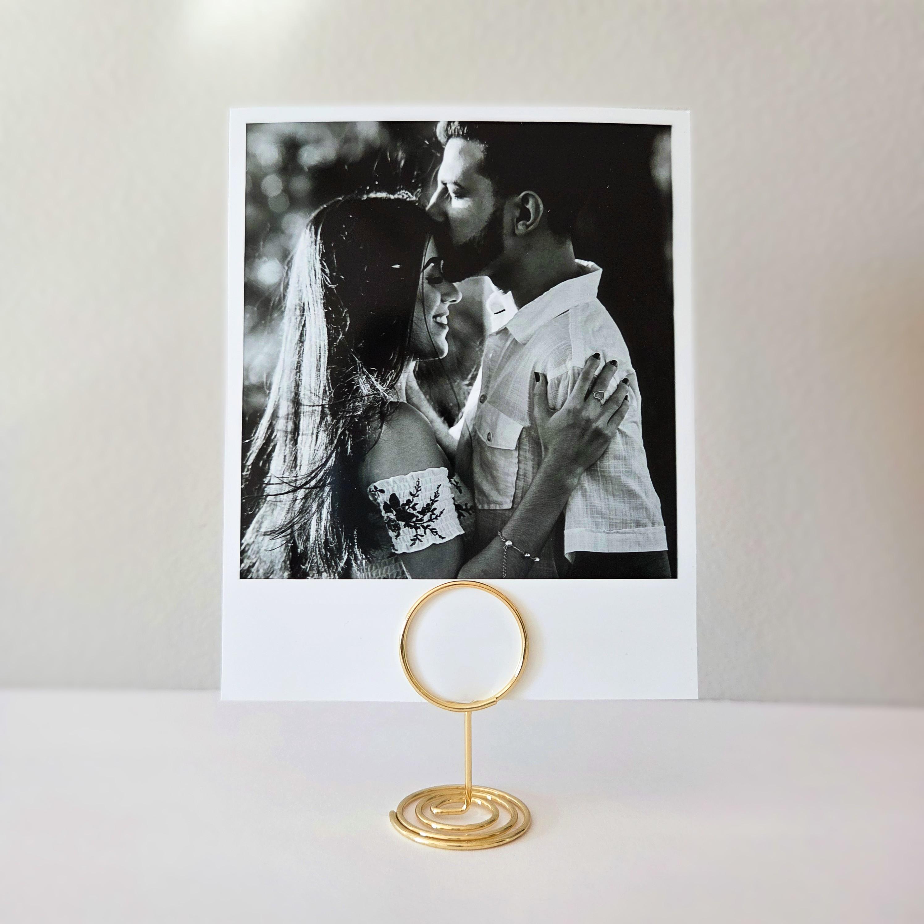 Photo Keeping Stand Minimalist Wire Photo Holder Stand – Spiral Base Table Number Holder ...