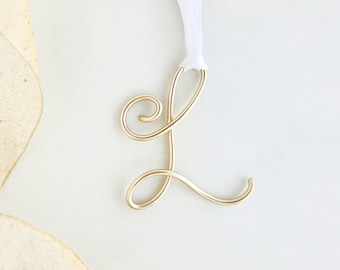 Personalized Letter Ornament A-Z, Gift Tag, Place Setting Name, Gold or Silver Monogram, Stocking Name Tag, Secret Santa Gift, Napkin Tag
