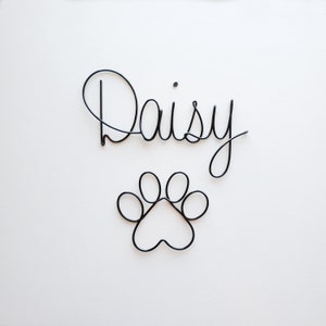 Custom Wire Pet Name Sign with Paw pad | Personalized Pet Name | Wire Paw Pad
