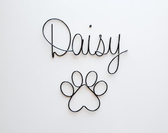 Custom Wire Pet Name Sign with Paw pad | Personalized Pet Name | Wire Paw Pad