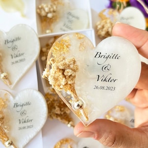 Epoxy Magnet Wedding Gift, Wedding Favors for Guests in Bulk, Bridal Shower Favors, Rustic Wedding Favors, Birthday magnet favors,Graduation