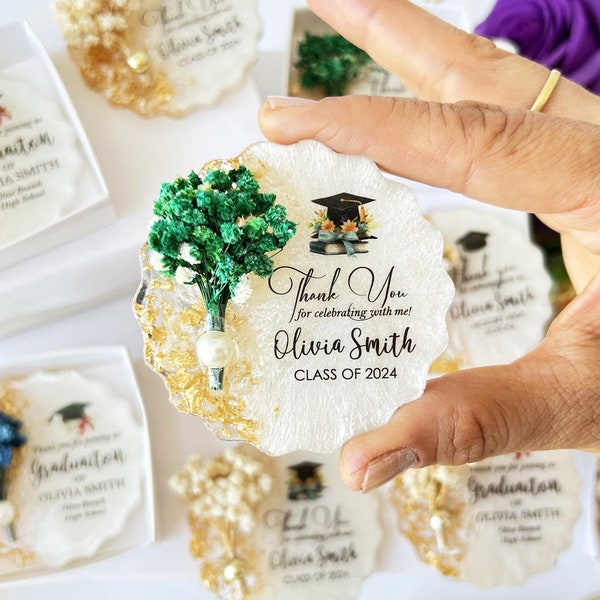Graduation party favors for guests, Graduation Gifts, Class of 2026 Graduation Party, Magnet Favors, Graduation Decorations, Thank you gift