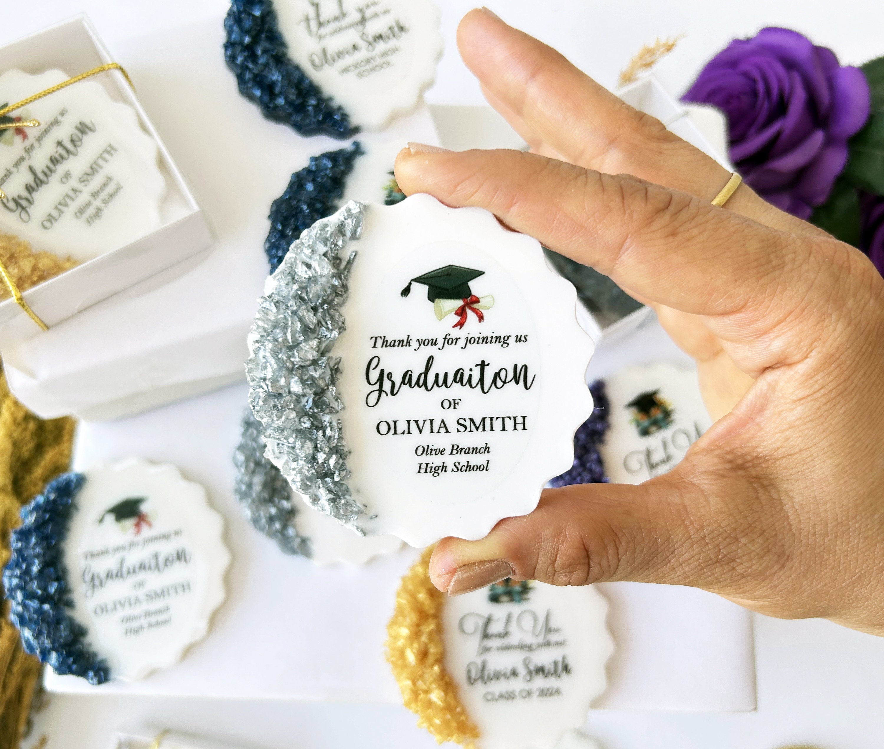 Misdary 25 Pcs Graduation Party Favors For Guests Golden