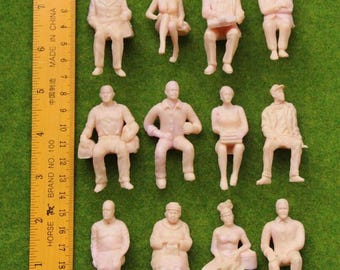 12pcs Unpainted Miniature Figures G Scale 1:25 Seated Model Train People