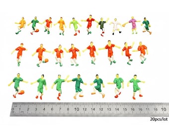 サッカー選手。審判。1:64スケール。ミニチュアフィギュア - Etsy 日本