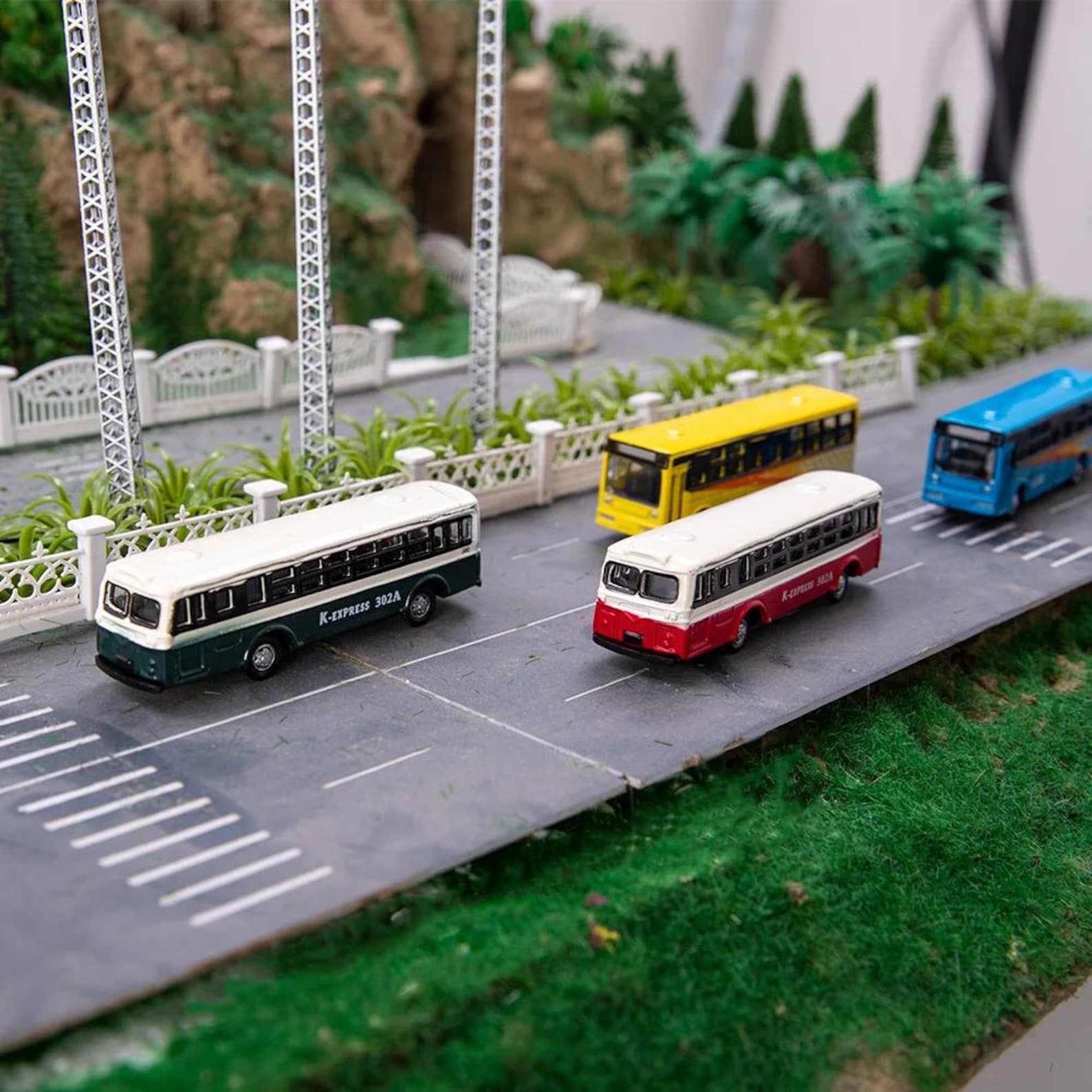 Miniature Bus Pattern 6pcs Miniature Buses N Scale 1:160 Model Train Diorama Scenery Craft ...