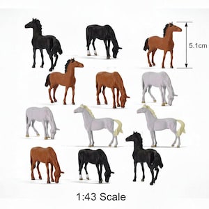 12 figuras de caballos en miniatura, suministros para maquetas de trenes a escala 1:43 (O).