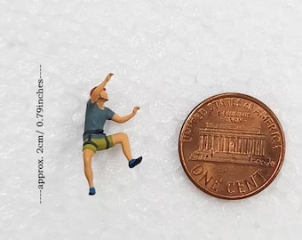 Miniature Rock Climber Figure - 1/87 or 1/64 Scale Resin Diorama Scenery Craft Supply