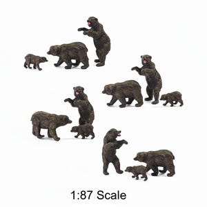 12pcs Miniature Bear Figures, 1:87 HO Scale for Model Railway layouts, Dioramas
