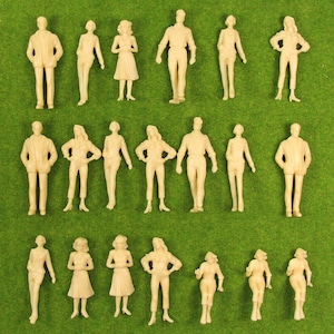 20 pcs Miniature Standing Seated Passenger People 1:25 Unpainted Figure G Scale Model Railway Scenery Layout Accessories Diorama Supplies
