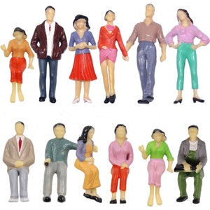12 pcs Miniature Standing Seated Passenger People 1:25 Figures G Scale Models Railway Landscape Scenery Layout Accessories Diorama Supplies