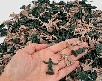 360 pcs Classic Mini Military Plastic Toy Soldiers Army Men  Figures 12 Poses