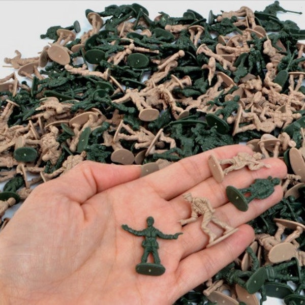 360 pcs Classic Mini Military Plastic Toy Soldiers Army Men  Figures 12 Poses