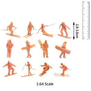 Unpainted Resin Miniature Skiing & Skateboard Figures, Diorama Models (1/64, 1/87)