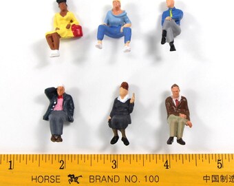 25 figuras en miniatura de personas sentadas - Pasajeros de tren a escala 1:48 - Accesorios para dioramas