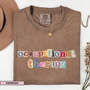 Koszulka do terapii zajęciowej dla terapeuty zajęciowego, prezent dla terapeuty zajęciowego, koszulka do OT, koszulki do terapii zajęciowej, koszulki pediatryczne OTA Espresso