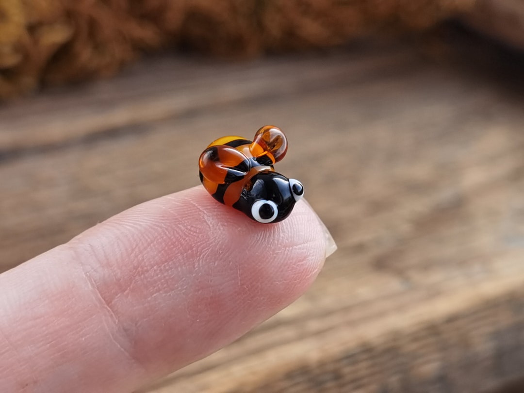 Queen Bee Figurine Miniature Bee Gifts Honey Bee Decor Bumble Bee Gift