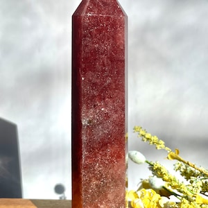 FUNKELN! 8” Erdbeerquarz Turm/besondere Qualität/dunkel pink/glitzernd