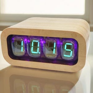 Nixie Tube Clock - Vintage Retro Tischuhr IV 22 mit Wi-Fi-Kontrolle, Einzigartiges Dekor für Haus & Büro, Perfekte Geschenkidee