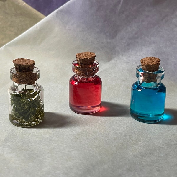 Mini potion bottles, mana, health, health potion, potions, dungeons and dragons, role play, role playing, dungeon crawl, table top