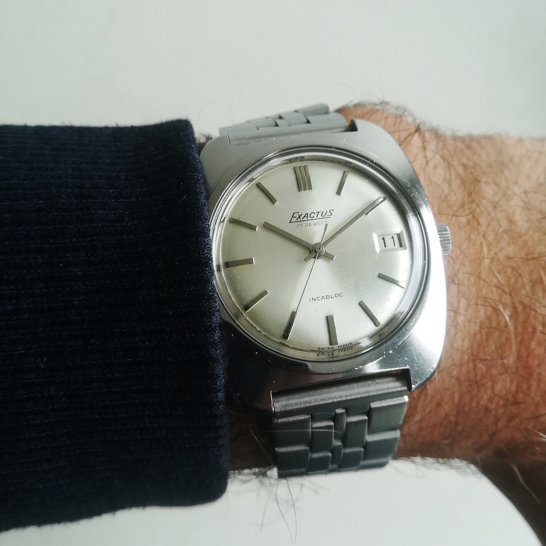 Orologio vintage EXACTUS anni '60, con data, 36,5 mm