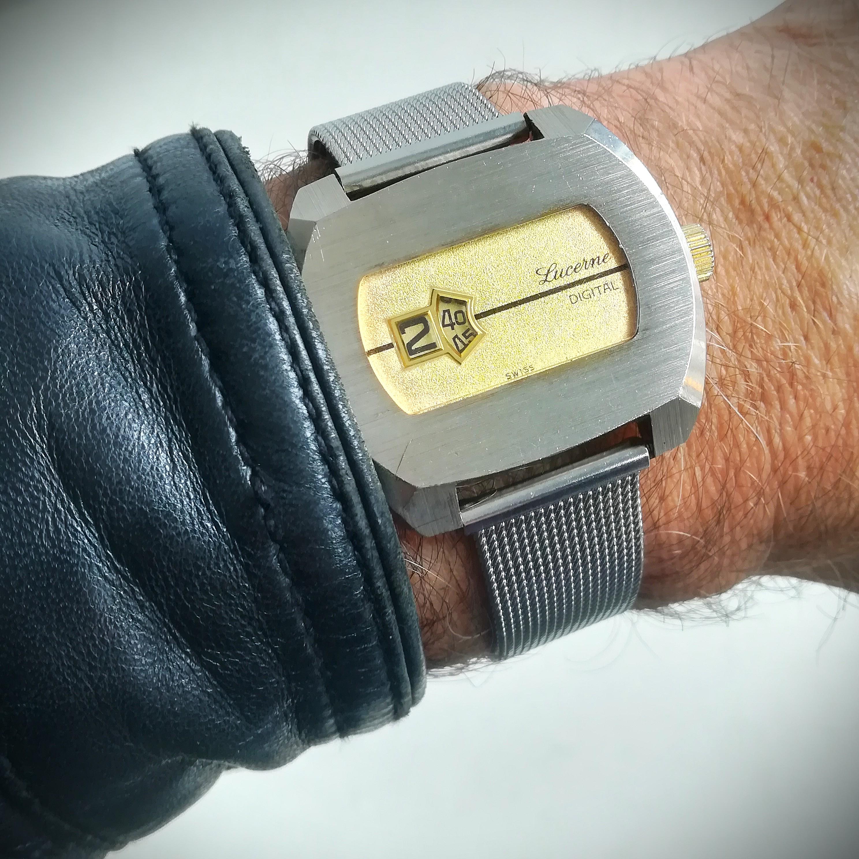 Lucerne Jump Hour - Etsy
