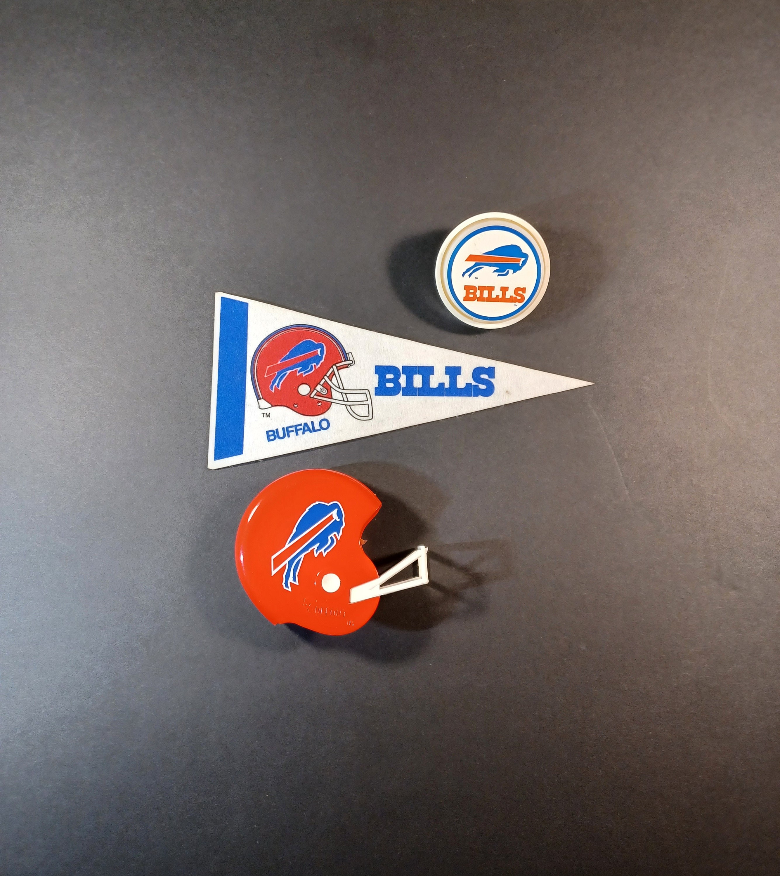 Buffalo Bills Vintage Lot Night Light tape Dispenser mini Pennant