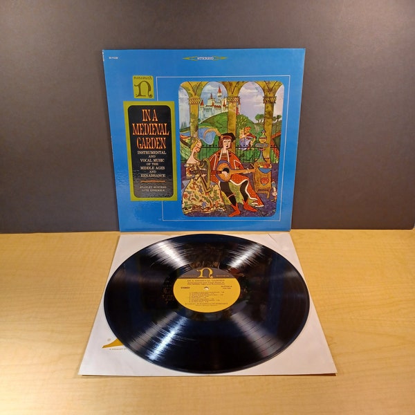 In A Medieval Garden (Middle Ages & Renaissance) Stanley Buetens Lute Ensemble, Vintage Vinyl Record Album Lp, 196?