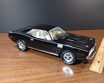 Vintage 1:18 Ertl Phantasm Movie Car, Plymouth Cuda, 340 Barrel