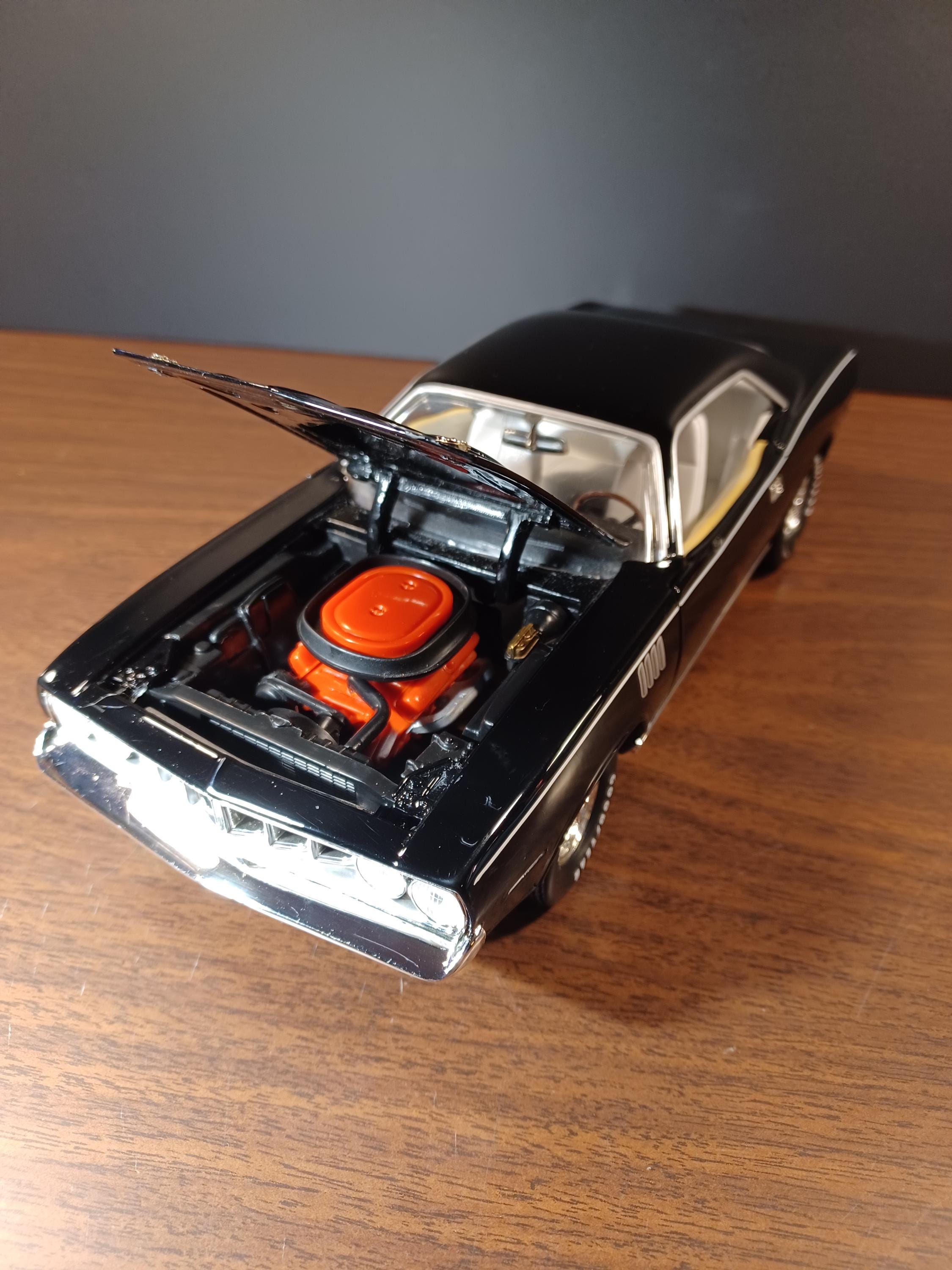 Vintage 1:18 Ertl Phantasm Movie Car, Plymouth Cuda, 340 Barrel