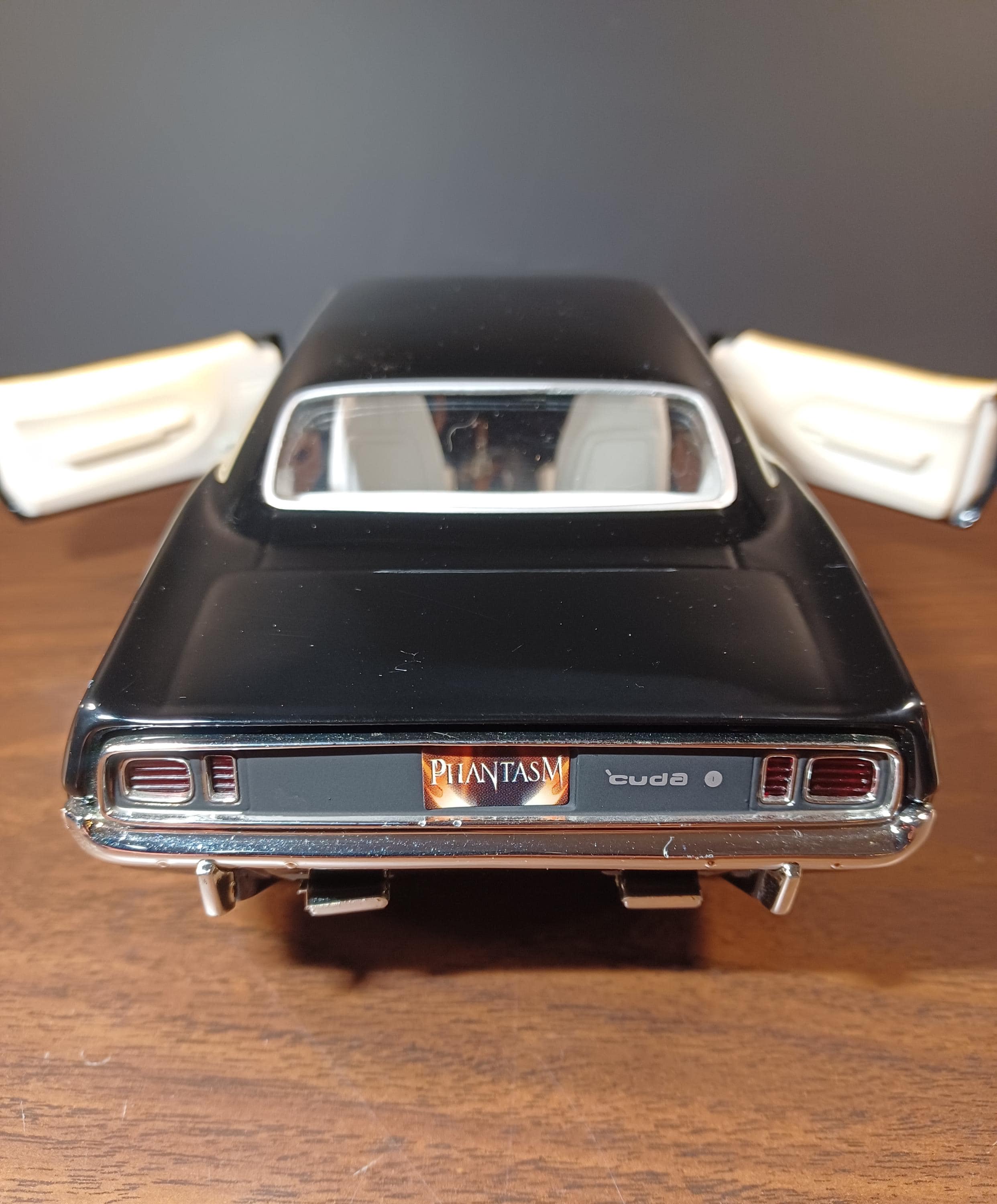 Vintage 1:18 Ertl Phantasm Movie Car, Plymouth Cuda, 340 Barrel