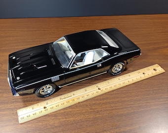 Vintage 1:18 Ertl Phantasm Movie Car, Plymouth Cuda, 340 Barrel