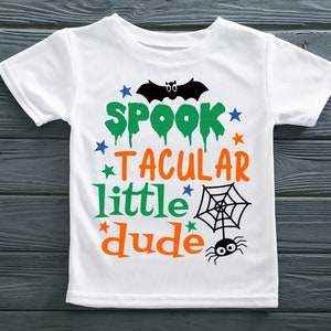 Spooktaculaire kleine kerel SVG PNG, jongens Halloween SVG, peuter, kinderen, baby, Spooky Svg met Bat & Spider Web. Silhouet, Cricut gesneden bestand Svg