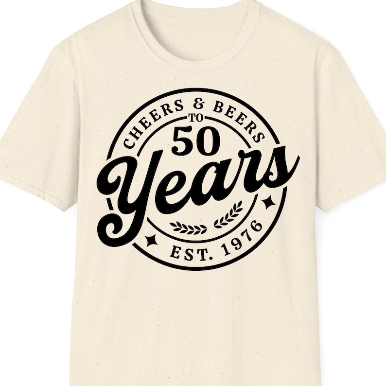 50° compleanno SVG PNG, brindisi e birre per i 50 anni, fondato nel 1976, retrò vintage immagine 3