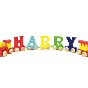 Trem de letras personalizado, trem de madeira multicolorido com o nome do bebê, perfeito para presente de batizado, presente de aniversário, presente para recém-nascido