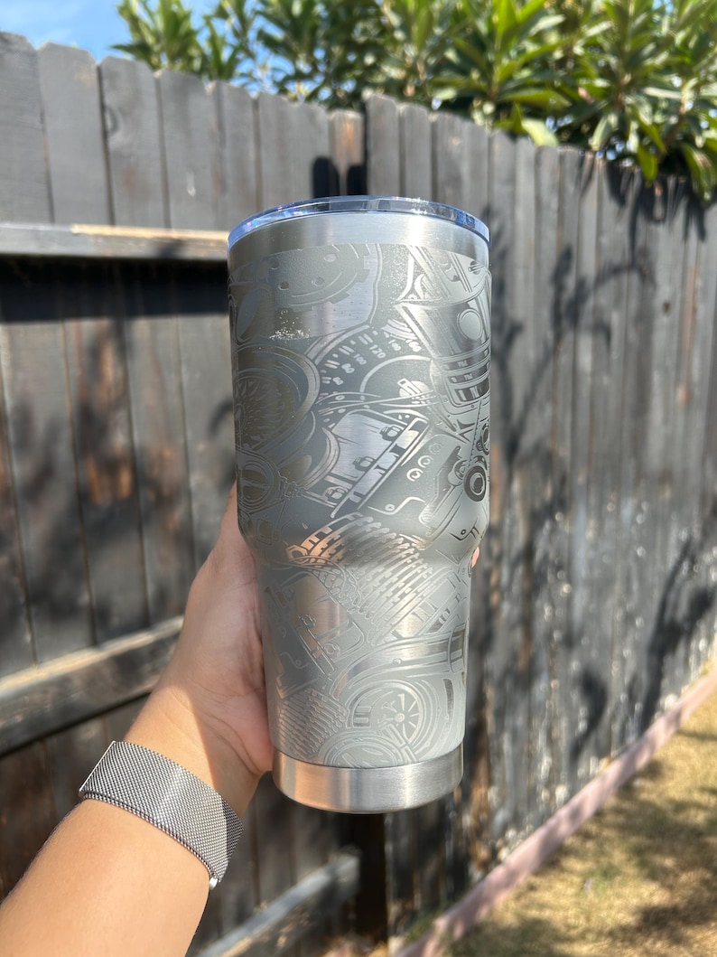 Gearhead Gift Idea: 30 oz Tumbler for Car Enthusiasts - Automotive Travel Cup, Ideal for Cold Beverages Grey No Brand