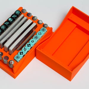 Token-, Karten- und Würfelhalter: Schar Secundus