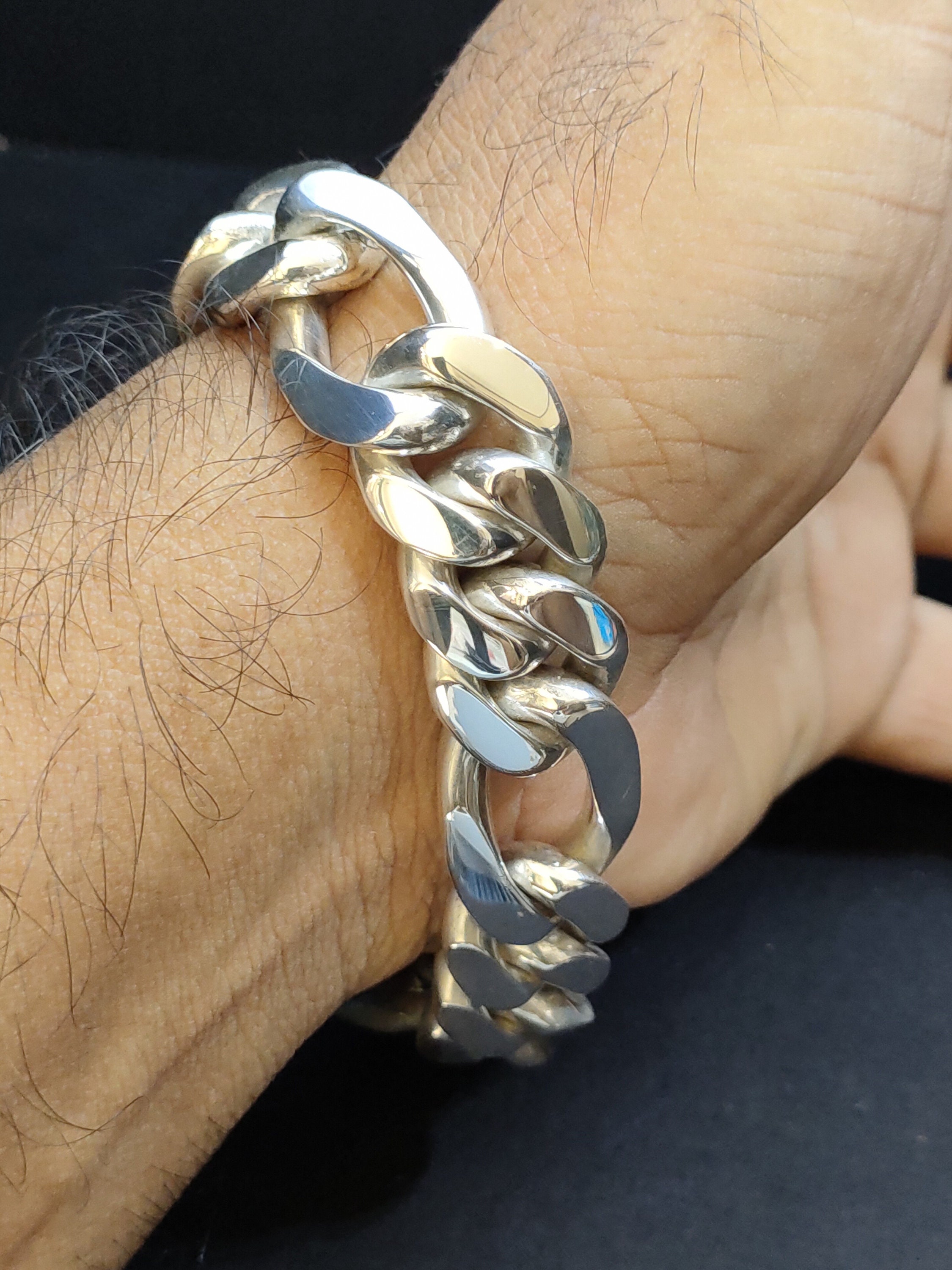 Men's 8.5" Stainless Steel Figaro Chain Bracelet - 14mm Wide - High Polish - Silver